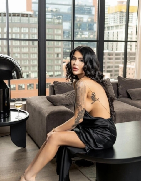 Вера (Салон) у метро Горьковская, бляди Питера - фото 4