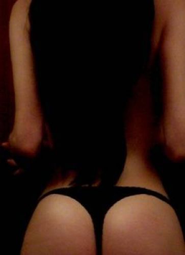 Индивидуалка Шакира у метро Полщадь Ленина, бляди Питера - фото 3